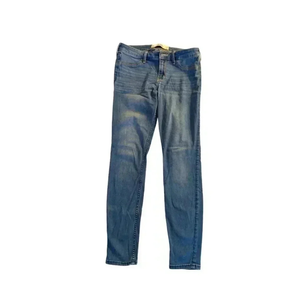 Hollister Curvy Low-Rise Medium Wash Super Skinny Jeans, SZ 27, Color Blue